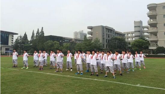 杭州采荷中学小升初后新生第一课七年级始业教育